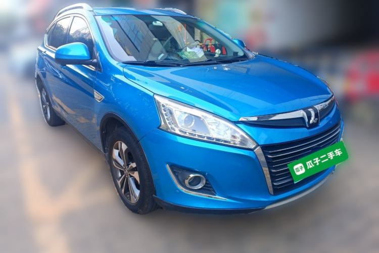 Used Luxgen U6 SUV 2015 1.8T ZhiZun Model Front Right 45 Deg