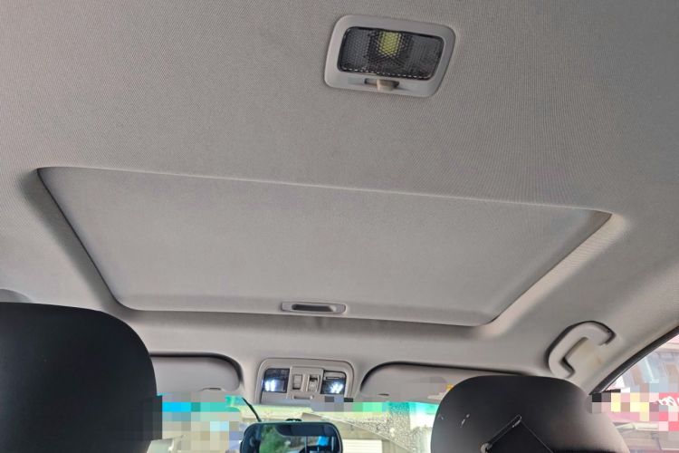 Used Luxgen U6 SUV 2015 1.8T Fashion Edition Headliner