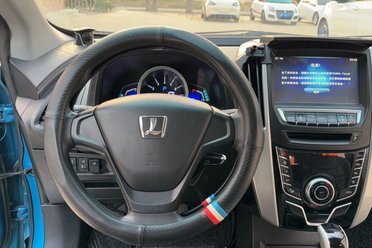 Used Luxgen U6 SUV 2015 1.8T New Innovation Upgrade Interior 4