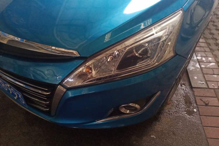 Used Luxgen U6 SUV 2015 1.8T Fashion Edition Left Front Headlight