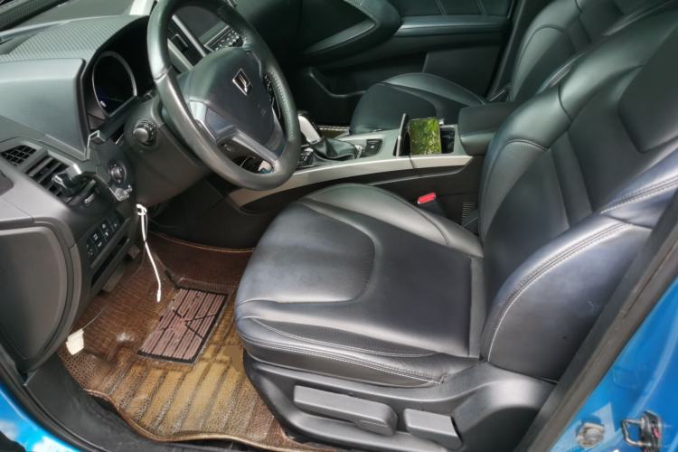 Used Luxgen U6 SUV 2015 1.8T Fashion Edition Left Front Seat