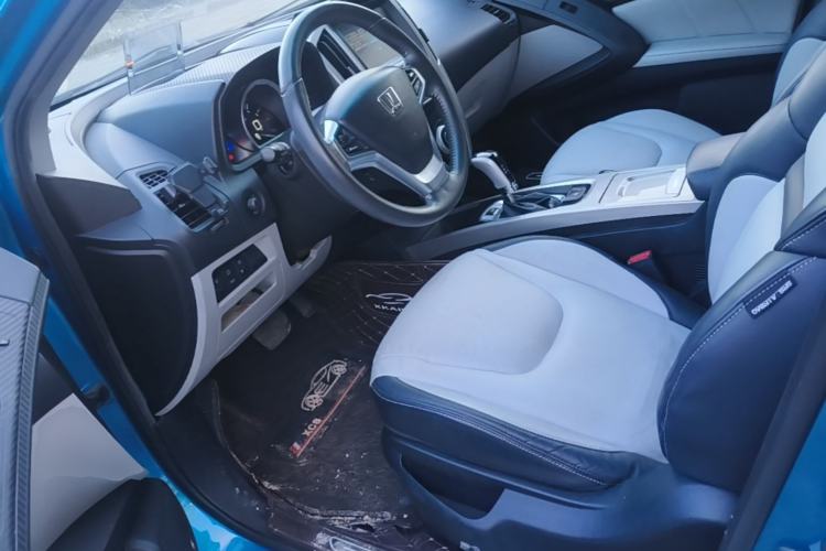 Used Luxgen U6 SUV 2015 1.8T ZhiZun Model Left Front Seat