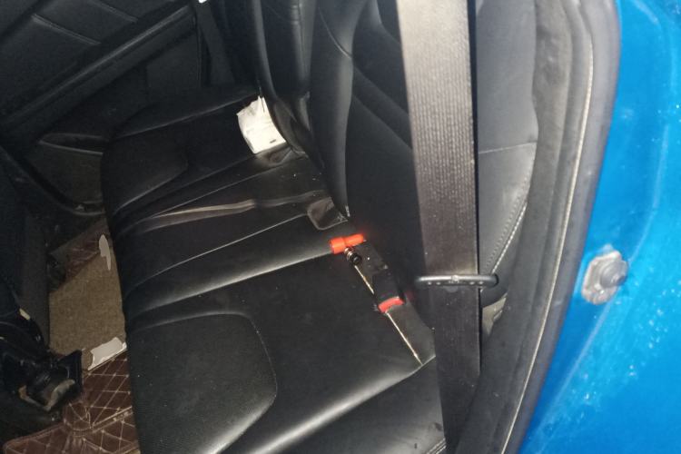 Used Luxgen U6 SUV 2015 1.8T Fashion Edition Left Rear Seat