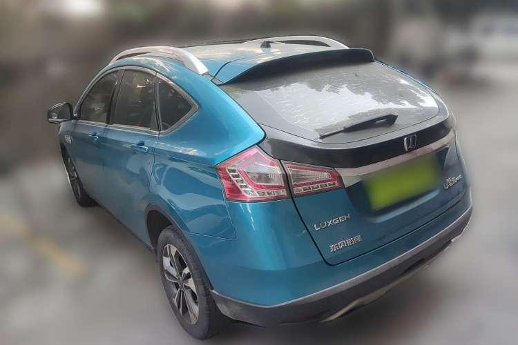 Used Luxgen U6 SUV 2015 1.8T Enhanced Charm Edition Rear Left 45 Deg