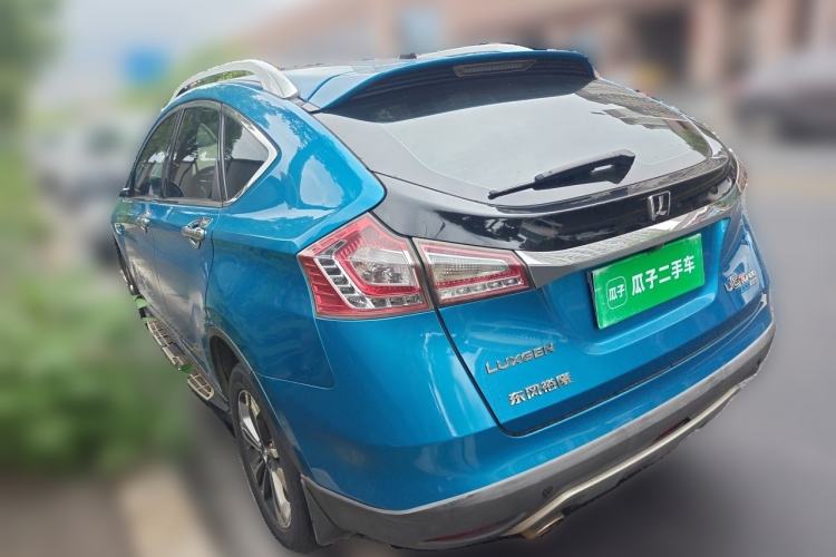 Used Luxgen U6 SUV 2015 1.8T Fashion Edition Rear Left 45 Deg