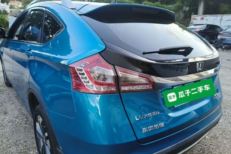Used Luxgen U6 SUV 2015 1.8T ZhiZun Model Rear Left 45 Deg