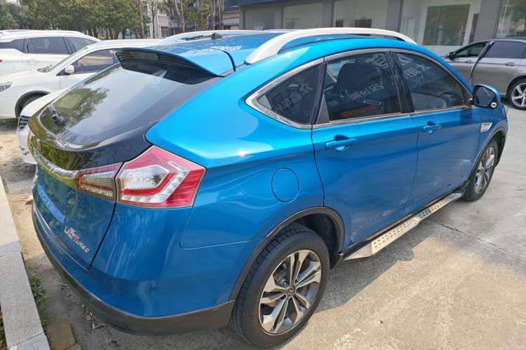 Used Luxgen U6 SUV 2015 1.8T Fashion Edition Rear Right 45 Deg