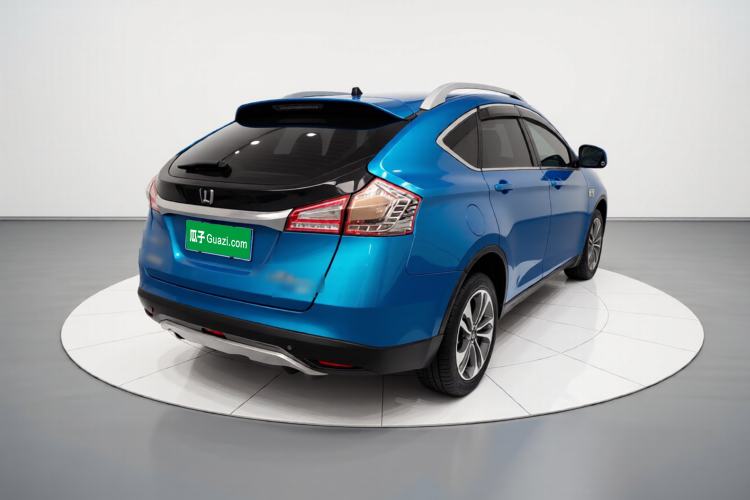 Used Luxgen U6 SUV 2015 1.8T Fashion Edition Rear Right 45 Deg