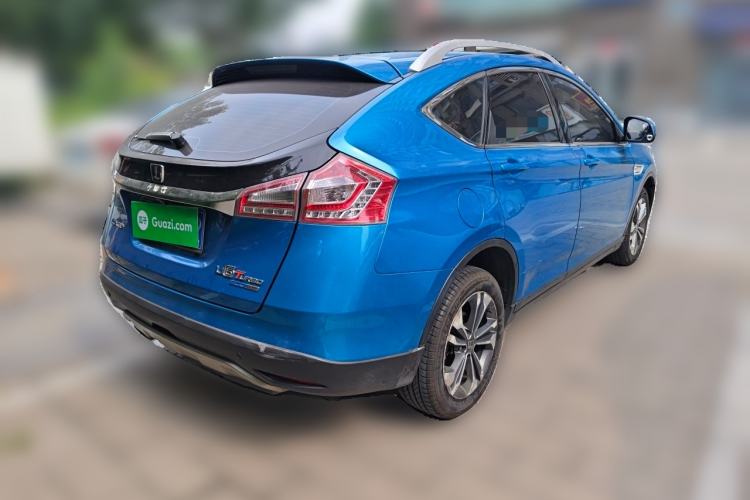 Used Luxgen U6 SUV 2015 1.8T Fashion Edition Rear Right 45 Deg
