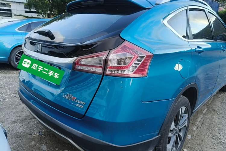 Used Luxgen U6 SUV 2015 1.8T ZhiZun Model Rear Right 45 Deg