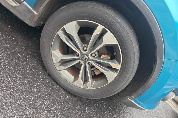 Used Luxgen U6 SUV 2015 1.8T Fashion Edition Right Front Wheel Hub