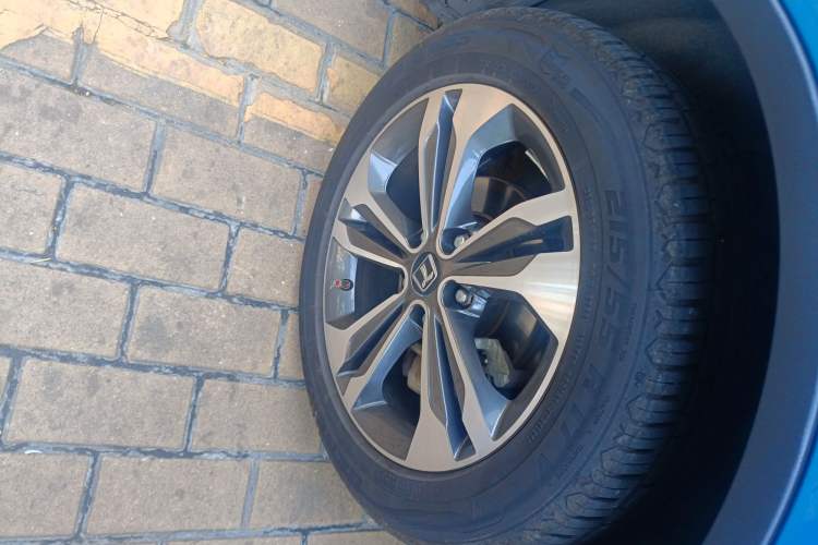 Used Luxgen U6 SUV 2015 1.8T ZhiZun Model Right Front Wheel Hub
