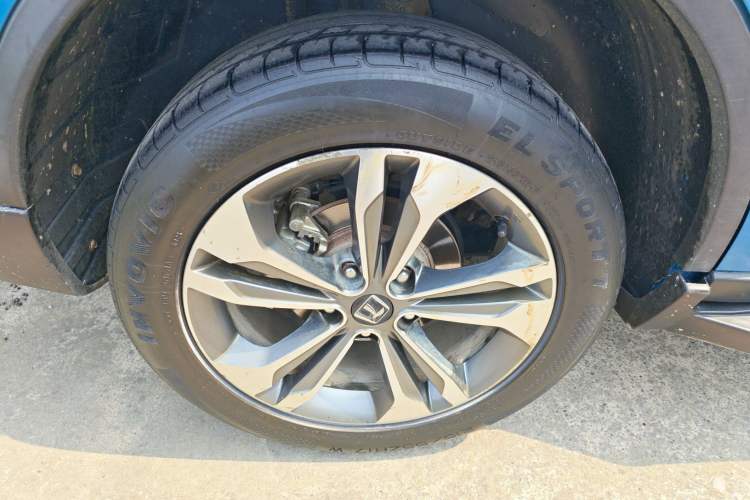 Used Luxgen U6 SUV 2015 1.8T Fashion Edition Right Rear Wheel Hub