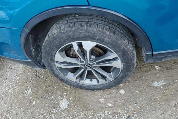 Used Luxgen U6 SUV 2015 1.8T ZhiZun Model Right Rear Wheel Hub