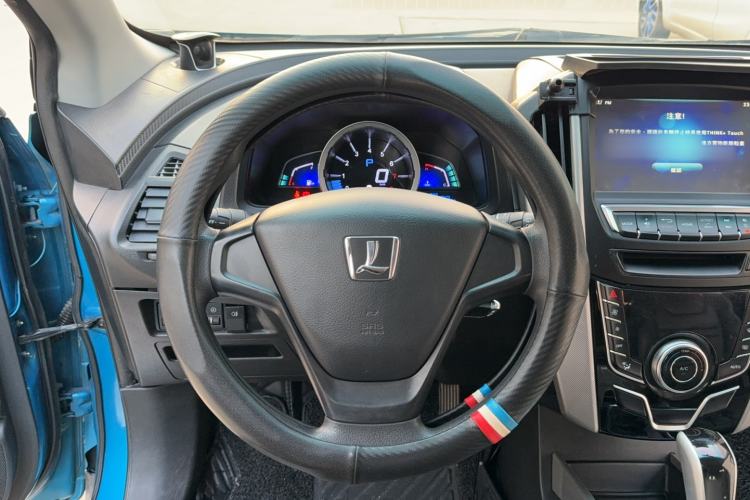 Used Luxgen U6 SUV 2015 1.8T New Innovation Upgrade Steering Wheel