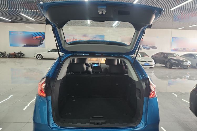 Used Luxgen U6 SUV 2015 1.8T Fashion Edition Trunk