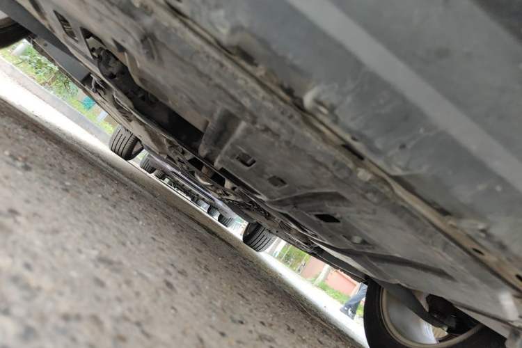 Used Luxgen U6 SUV 2015 1.8T ZhiZun Model Chassis Front
