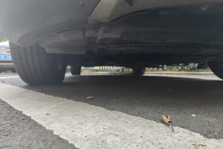 Used Luxgen U6 SUV 2015 1.8T Fashion-Upgraded Model Chassis Front Right