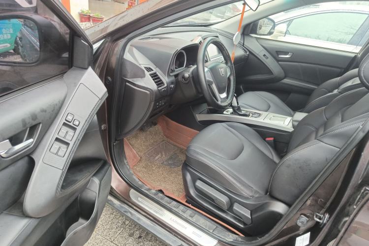 Used Luxgen U6 SUV 2015 1.8T Fashion-Upgraded Model Driver Seat