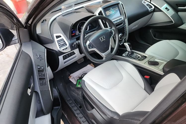 Used Luxgen U6 SUV 2015 1.8T ZhiZun Model Driver Seat