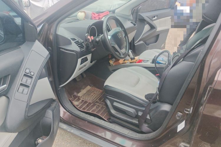 Used Luxgen U6 SUV 2015 1.8T Fashion Edition Driver Seat