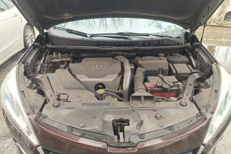 Used Luxgen U6 SUV 2015 1.8T Fashion-Upgraded Model Engine Bay