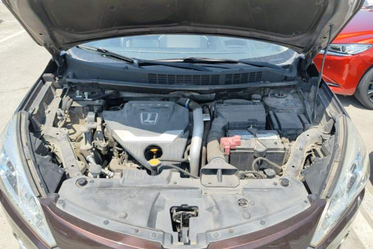 Used Luxgen U6 SUV 2015 1.8T Fashion Edition Engine Bay