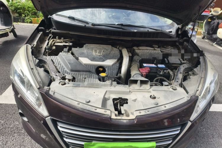 Used Luxgen U6 SUV 2015 1.8T New Innovation Upgrade Engine Bay