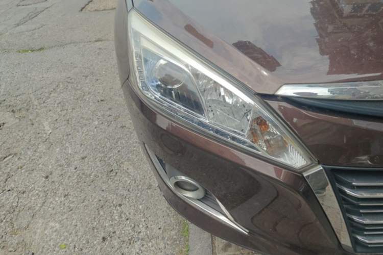 Used Luxgen U6 SUV 2015 1.8T Fashion Edition Exterior 3