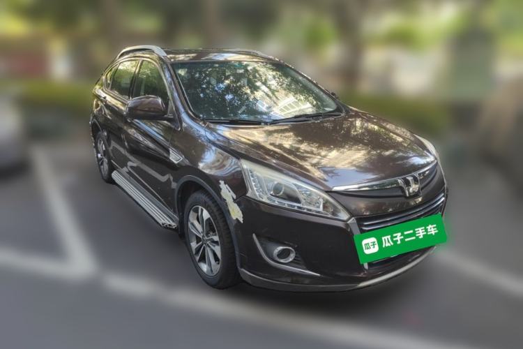 Used Luxgen U6 SUV 2015 1.8T Fashion-Upgraded Model Front Right 45 Deg