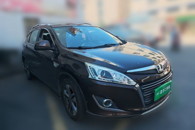 Used Luxgen U6 SUV 2015 1.8T Fashion Edition Front Right 45 Deg
