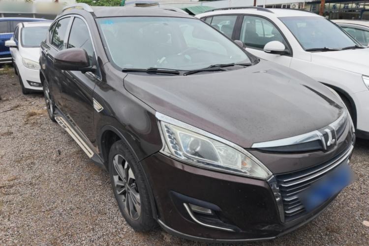 Used Luxgen U6 SUV 2015 1.8T New Innovation Upgrade Front Right 45 Deg