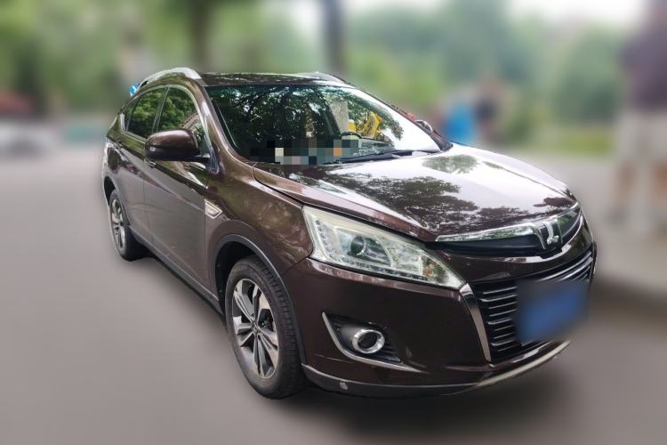 Used Luxgen U6 SUV 2015 1.8T Fashion Edition Front Right 45 Deg