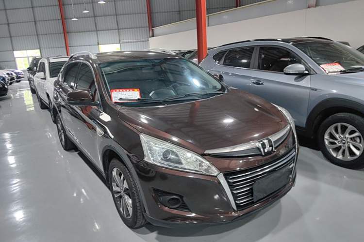 Used Luxgen U6 SUV 2015 1.8T New Innovation Upgrade Front Right 45 Deg