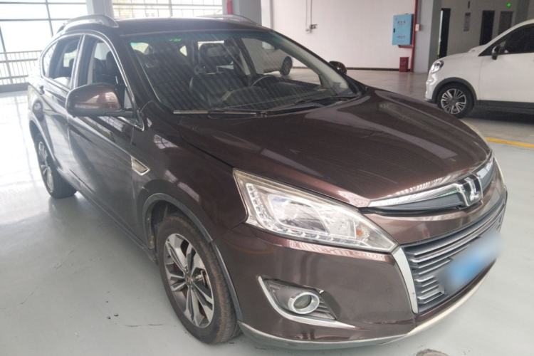 Used Luxgen U6 SUV 2015 1.8T Fashion Edition Front Right 45 Deg