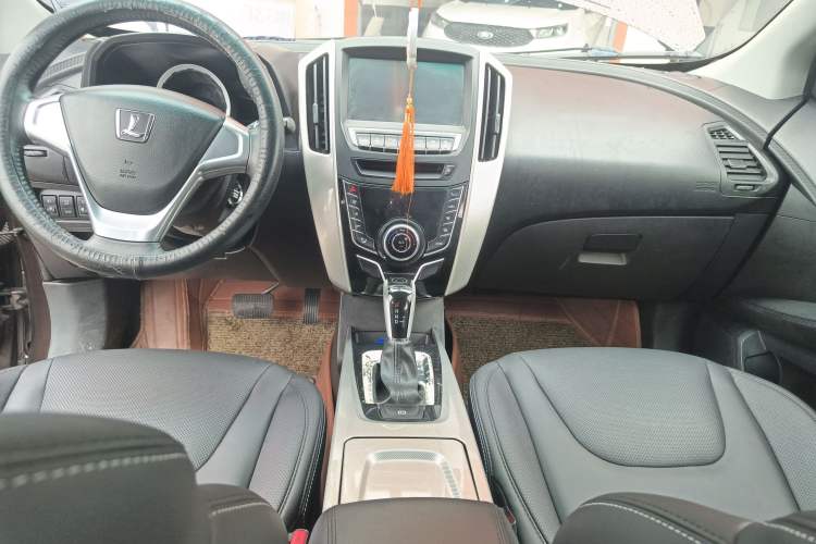 Used Luxgen U6 SUV 2015 1.8T Fashion-Upgraded Model Gear Lever