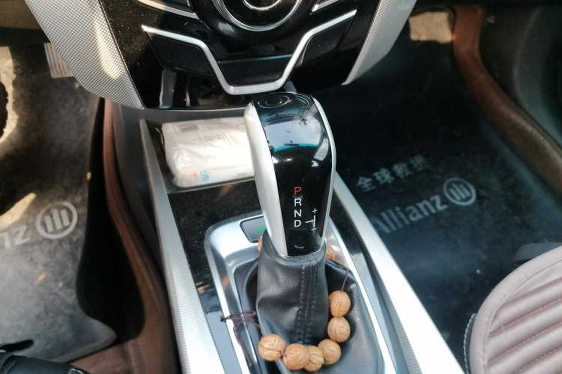Used Luxgen U6 SUV 2015 1.8T Enhanced Charm Edition Gear Lever
