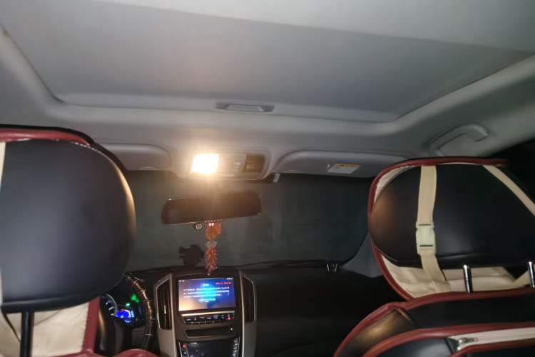 Used Luxgen U6 SUV 2015 1.8T Fashion Edition Headliner