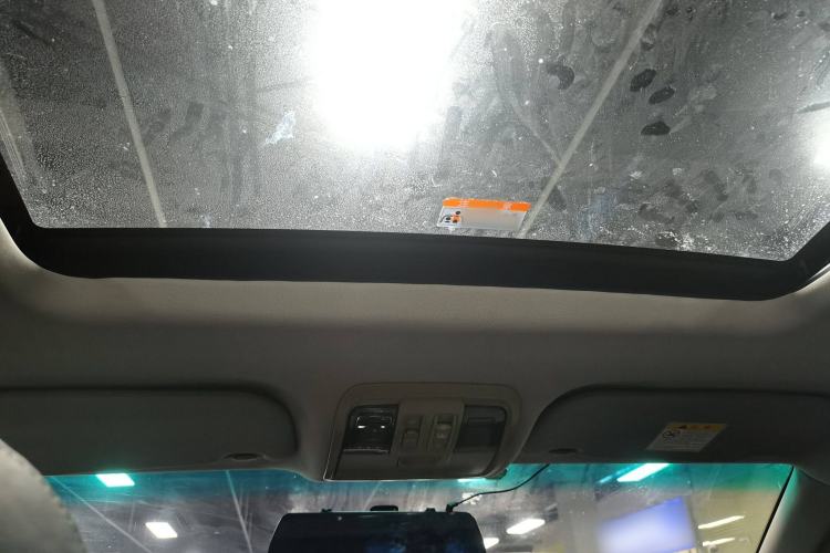Used Luxgen U6 SUV 2015 1.8T Fashion Edition Headliner