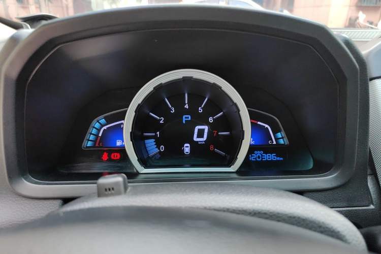 Used Luxgen U6 SUV 2015 1.8T ZhiZun Model Instrument Cluster