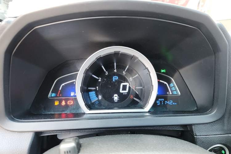 Used Luxgen U6 SUV 2015 1.8T ZhiZun Model Instrument Cluster