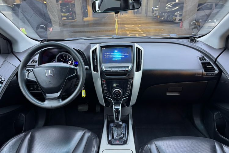 Used Luxgen U6 SUV 2015 1.8T New Innovation Upgrade Interior 1