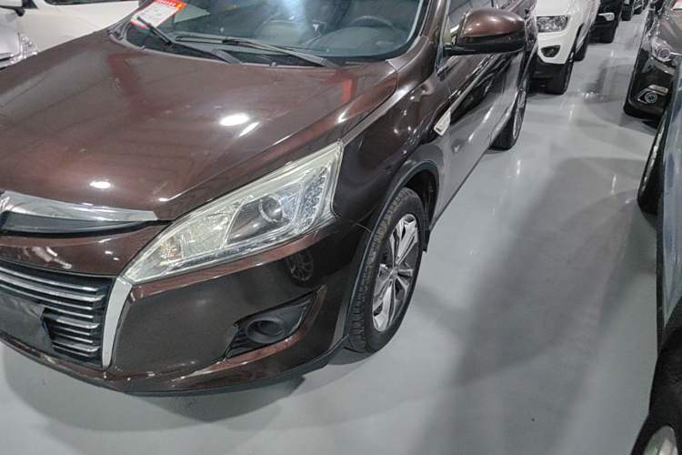 Used Luxgen U6 SUV 2015 1.8T New Innovation Upgrade Left Front Headlight