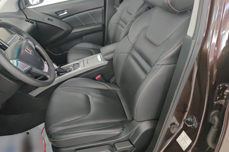 Used Luxgen U6 SUV 2015 1.8T Fashion Edition Left Front Seat