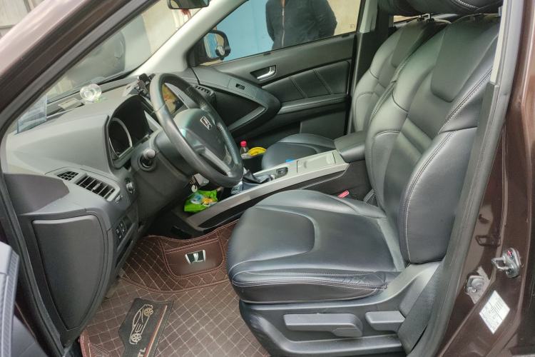 Used Luxgen U6 SUV 2015 1.8T Fashion Edition Left Front Seat