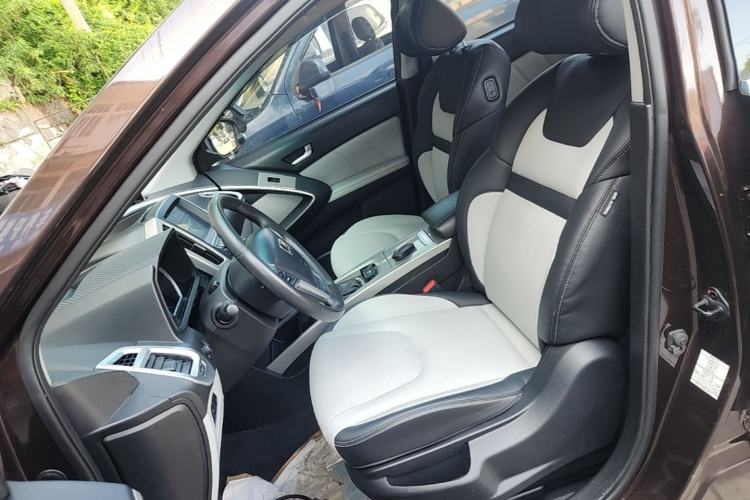 Used Luxgen U6 SUV 2015 1.8T ZhiZun Model Left Front Seat