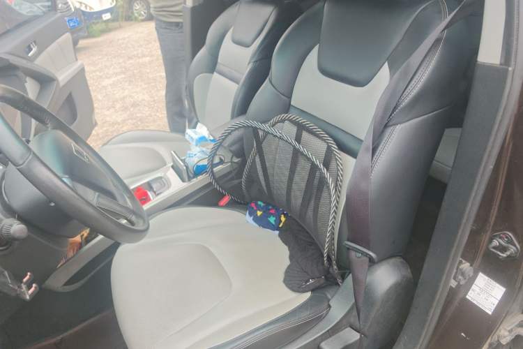 Used Luxgen U6 SUV 2015 1.8T Fashion Edition Left Front Seat