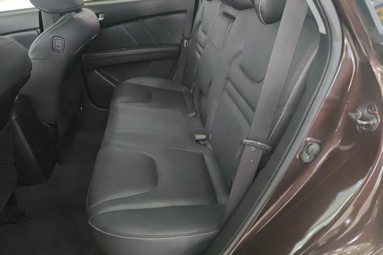 Used Luxgen U6 SUV 2015 1.8T Fashion Edition Left Rear Seat