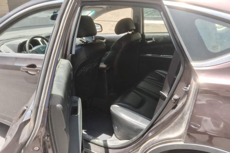 Used Luxgen U6 SUV 2015 1.8T New Innovation Upgrade Left Rear Seat