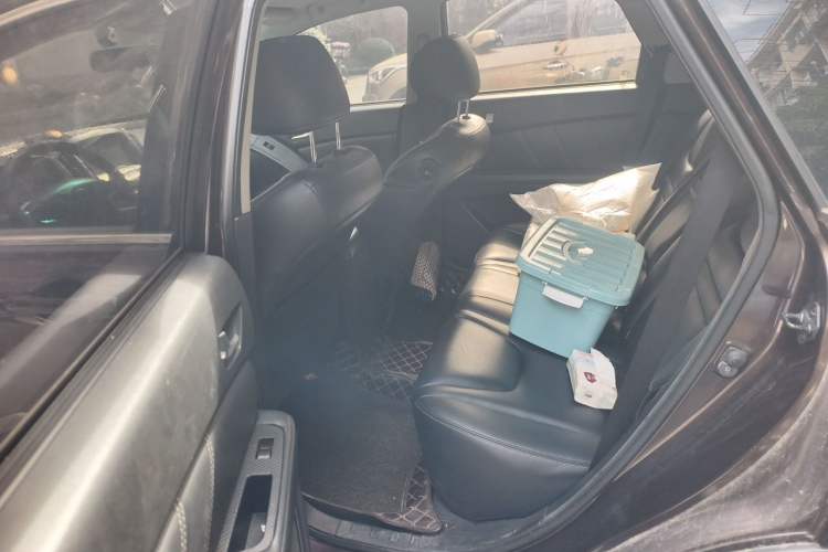 Used Luxgen U6 SUV 2015 1.8T New Innovation Upgrade Left Rear Seat